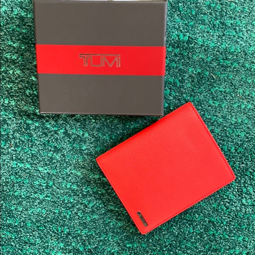 NIB Tumi Passport Travel Wallet-Coral
